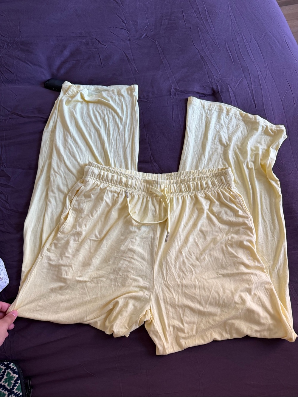 Relaxed Wide-Leg Lounge Pants in Pale Yellow